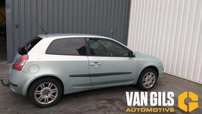 Fiat Stilo 1.8 16V 3-Drs. Sloopvoertuig (2002, Grijs)