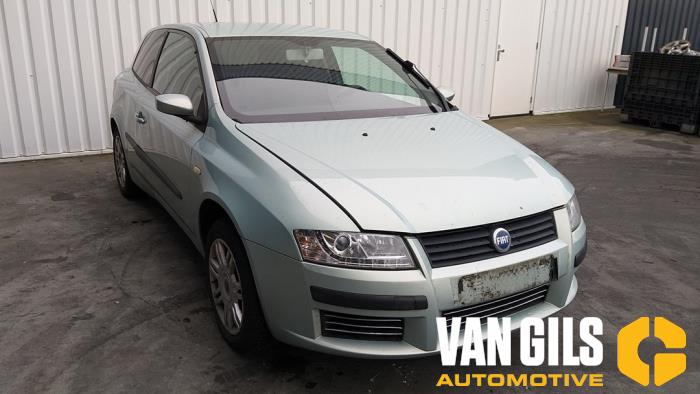 Fiat Stilo 1.8 16V 3-Drs. Sloopvoertuig (2002, Grijs)