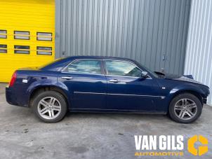 Chrysler 300 C 3.5 V6 24V Sloopvoertuig (2005, Blauw)