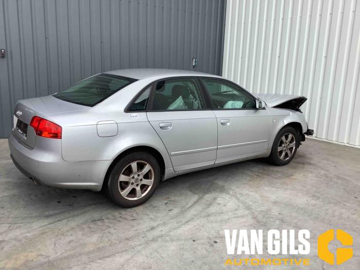 Audi A4 1.8 T 20V Sloopvoertuig (2006, Grijs)