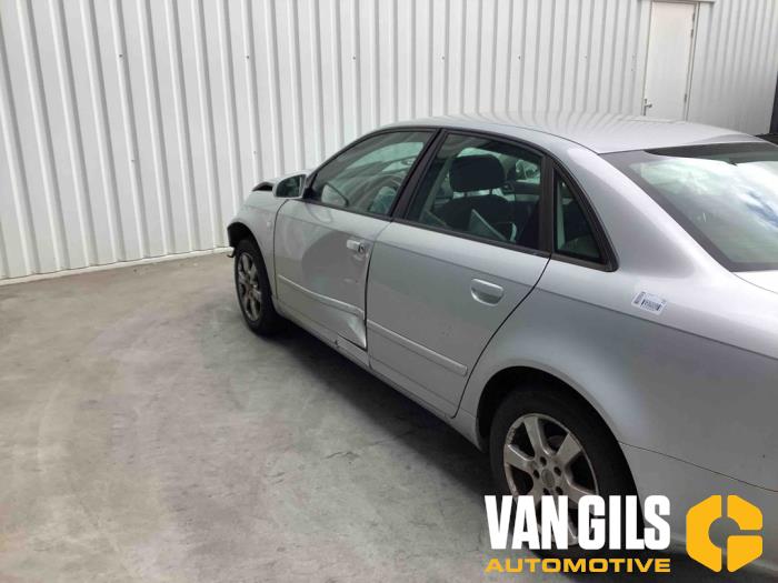 Audi A4 1.8 T 20V Sloopvoertuig (2006, Grijs)