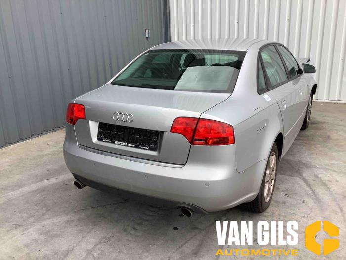 Audi A4 1.8 T 20V Sloopvoertuig (2006, Grijs)