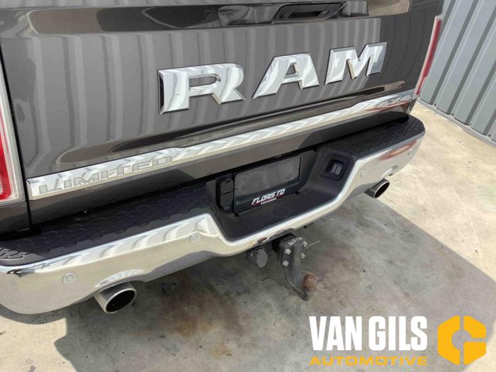 Dodge 1500 Crew Cab 5.7 Hemi V8 4x4 Sloopvoertuig (2018)