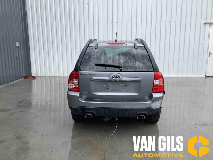 Kia Sportage 2.0 CVVT 16V 4x4 Sloopvoertuig (2009, Zilvergrijs)