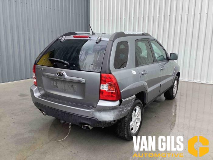 Kia Sportage 2.0 CVVT 16V 4x4 Sloopvoertuig (2009, Zilvergrijs)