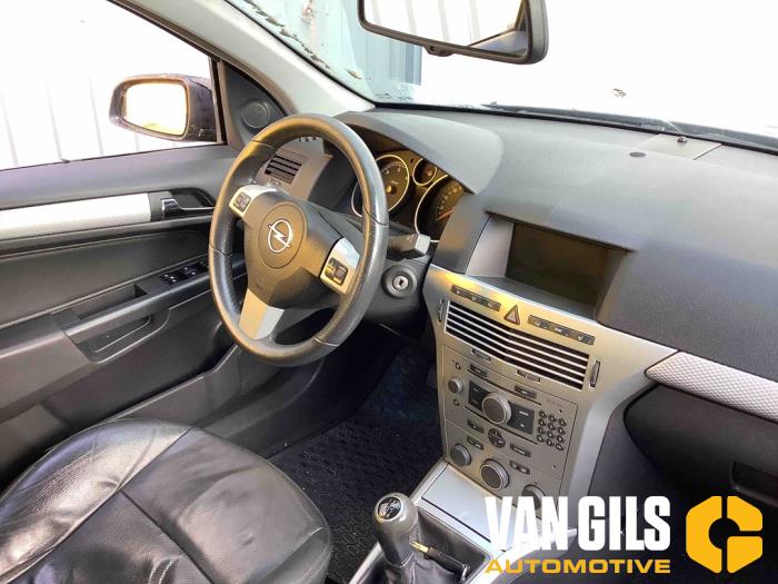 Opel Astra H SW 1.8 16V Sloopvoertuig (2006)
