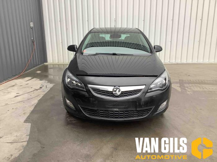 Opel Astra J 10- Sloopvoertuig (2013, Zwart)