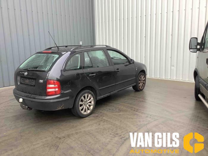 Skoda Fabia 1.4i 16V Sloopvoertuig (2003, Zwart)