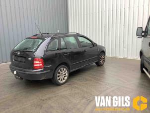 Skoda Fabia 1.4i 16V Sloopvoertuig (2003, Zwart)
