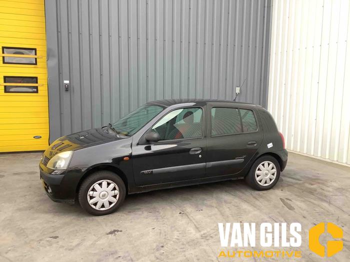 Renault Clio II 1.2 16V Sloopvoertuig (2004, Zwart)