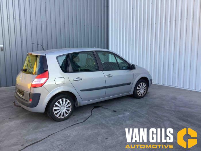 Renault Scénic II 2.0 16V Sloopvoertuig (2004, Beige)