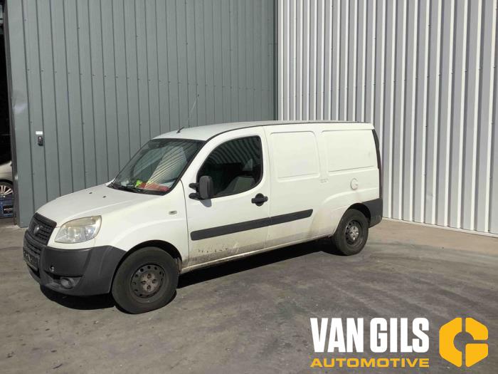 Fiat Doblo Cargo 1.3 D 16V Multijet Sloopvoertuig (2007, Graniet)