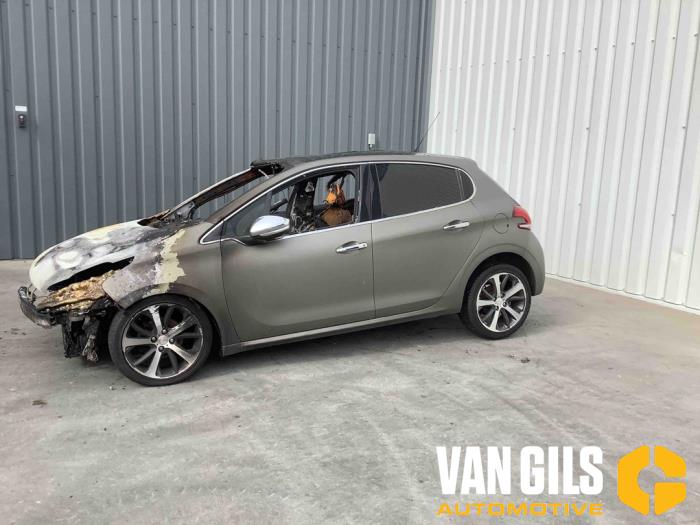 Peugeot 208 I 1.2 12V e-THP PureTech 110 Sloopvoertuig (2015, Grijs)