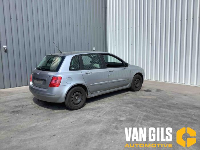 Fiat Stilo 1.6 16V Sloopvoertuig (2006, Grijs)