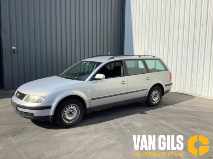 Volkswagen Passat Variant Syncro/4Motion 1.8 20V Syncro Sloopvoertuig (1999, Grijs)