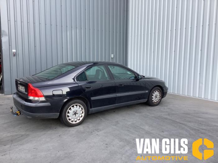 Volvo S60 I 2.4 20V 140 Sloopvoertuig (2002, Metallic, Zwart)