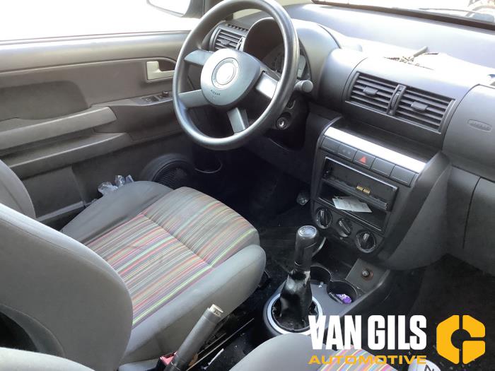 Volkswagen Fox 1.4 16V Sloopvoertuig (2005, Zwart)