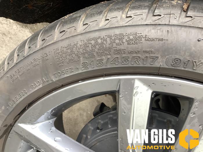 Volkswagen Polo VI 1.0 TSI 12V Sloopvoertuig (2019, Grijs)