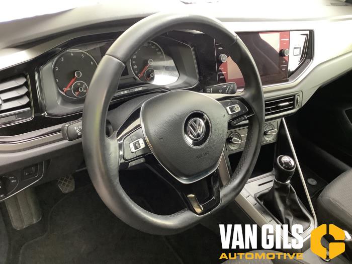 Volkswagen Polo VI 1.0 TSI 12V Sloopvoertuig (2019, Grijs)