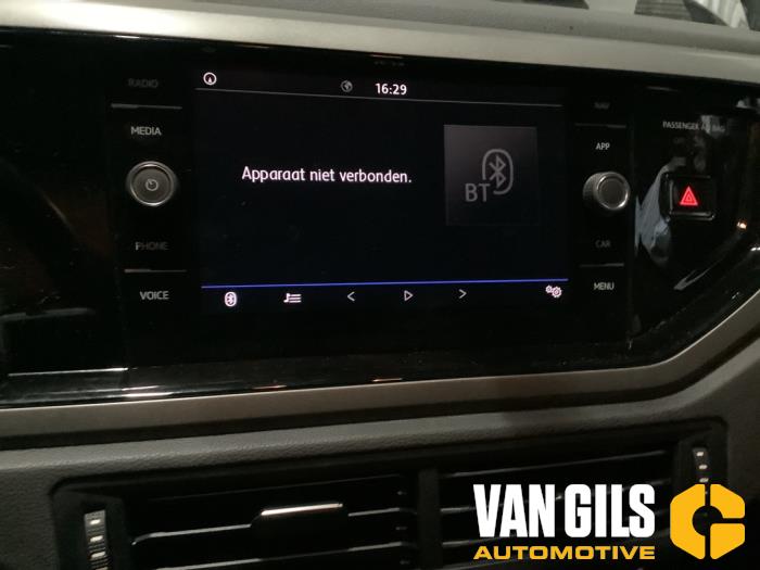 Volkswagen Polo VI 1.0 TSI 12V Sloopvoertuig (2019, Grijs)