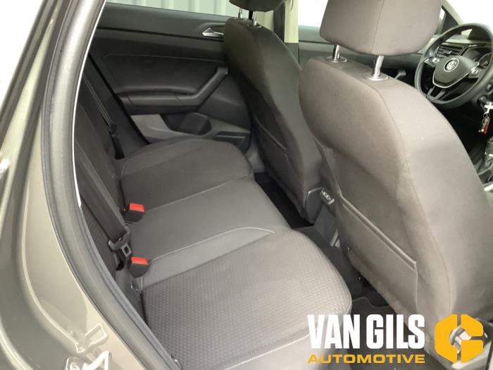 Volkswagen Polo VI 1.0 TSI 12V Sloopvoertuig (2019, Grijs)