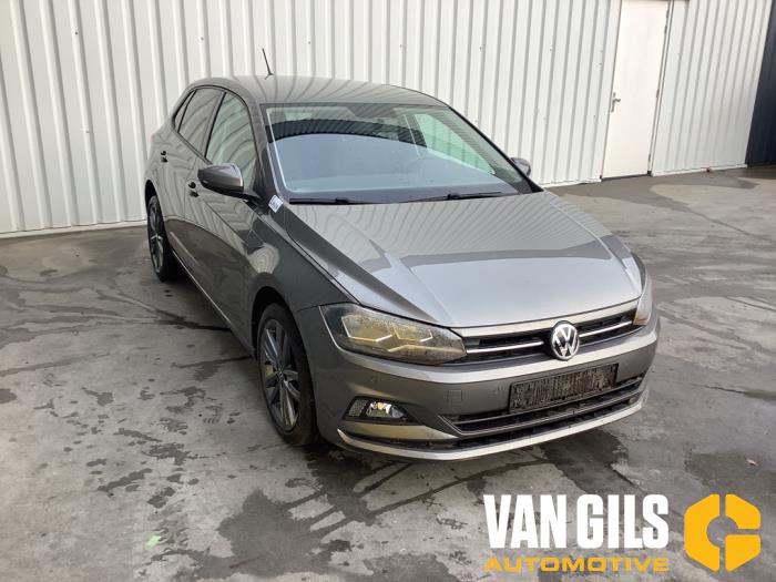 Volkswagen Polo VI 1.0 TSI 12V Sloopvoertuig (2019, Grijs)