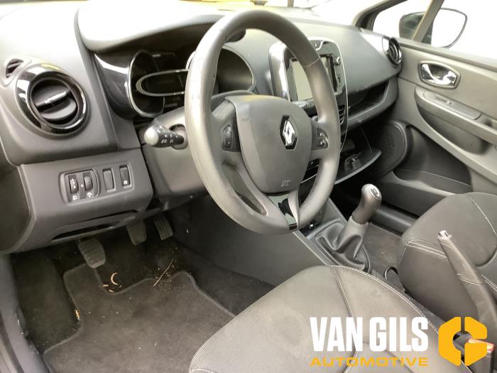 Renault Clio IV 1.5 Energy dCi 90 FAP Sloopvoertuig (2015, Zwart)