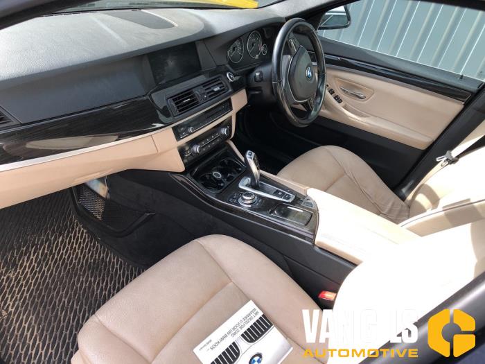 BMW 5 serie Touring 520d 16V Sloopvoertuig (2010, Blauw)