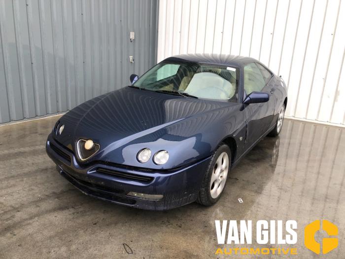 Alfa Romeo GTV 1.8 16V Twin Spark Sloopvoertuig (2000, Blauw)