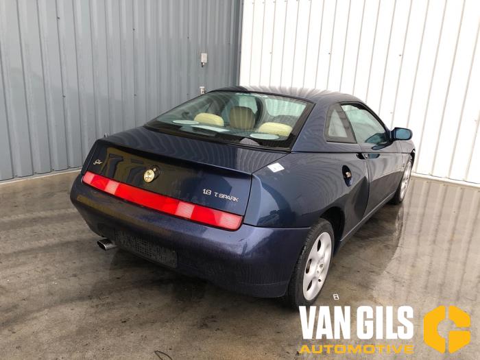 Alfa Romeo GTV 1.8 16V Twin Spark Sloopvoertuig (2000, Blauw)