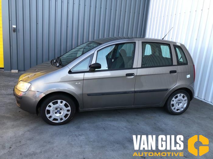 Fiat Idea 1.4 Sloopvoertuig (2007, Grijs)