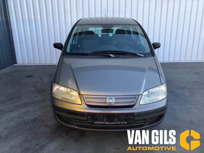 Fiat Idea 1.4 Sloopvoertuig (2007, Grijs)