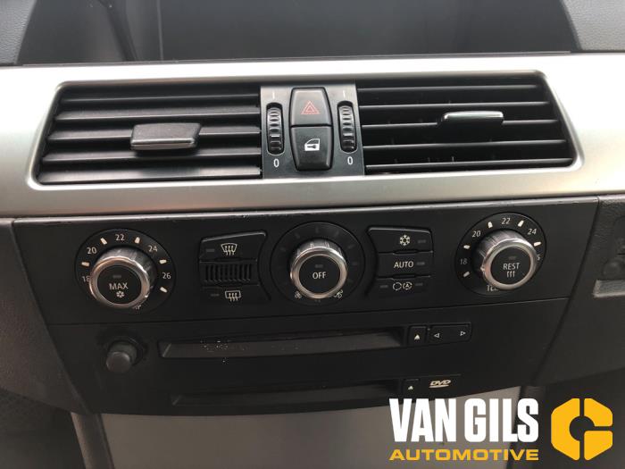 BMW 5 serie 523i 24V Sloopvoertuig (2005, Zwart)