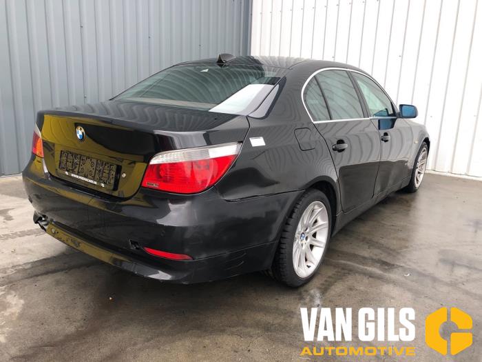 BMW 5 serie 523i 24V Sloopvoertuig (2005, Zwart)