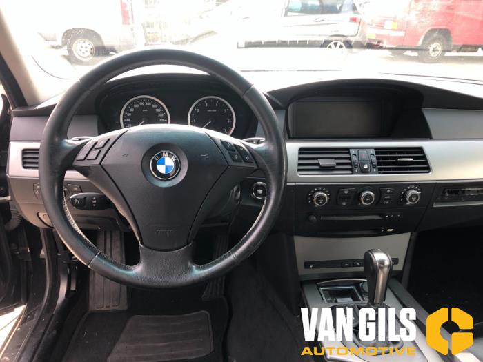 BMW 5 serie 523i 24V Sloopvoertuig (2005, Zwart)