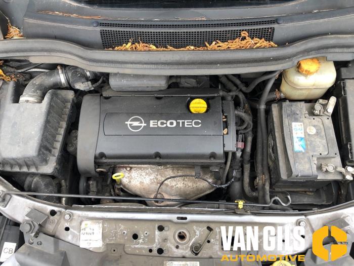 Opel Zafira 1.6 16V Sloopvoertuig (2006, Grijs)