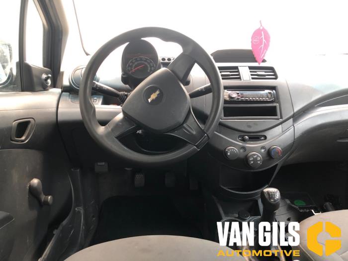 Chevrolet Spark 1.0 16V Sloopvoertuig (2011, Grijs)