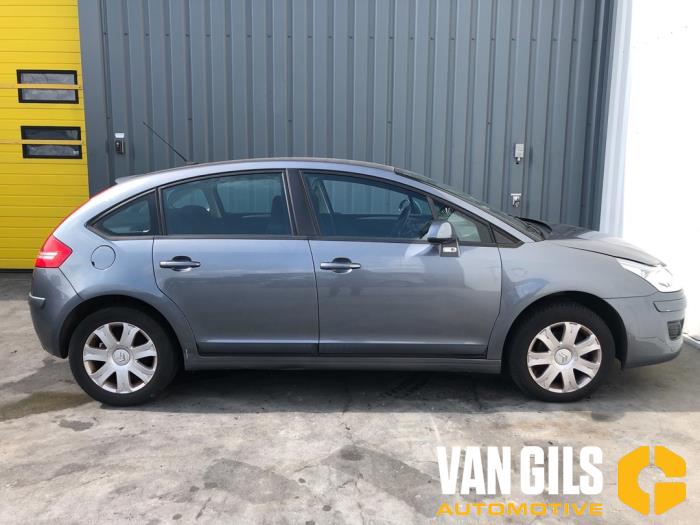 Citroen C4 Berline 1.6 16V VTi 120 Sloopvoertuig (2009, Grijs)