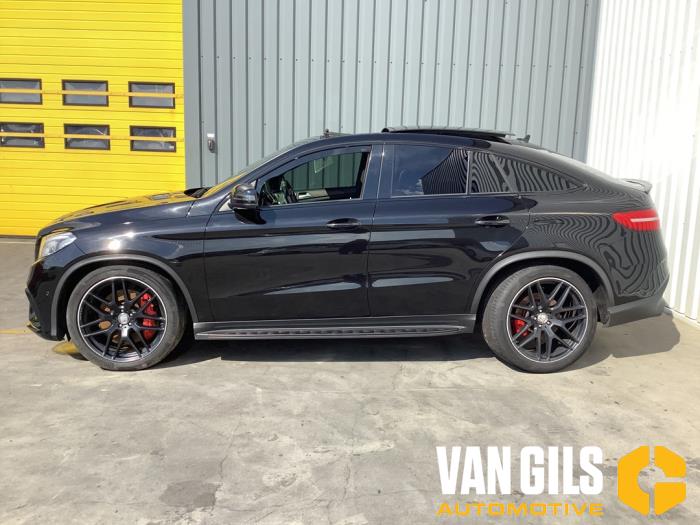 Mercedes GLE AMG Coupe 5.5 63 S AMG V8 biturbo 32V 4-Matic Sloopvoertuig (2017, Metallic, Zwart)