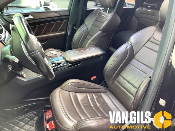 Mercedes GLE AMG Coupe 5.5 63 S AMG V8 biturbo 32V 4-Matic Sloopvoertuig (2017, Metallic, Zwart)