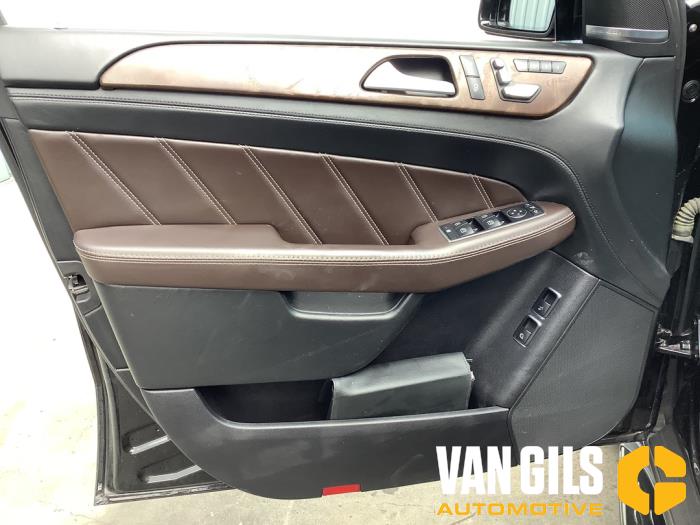 Mercedes GLE AMG Coupe 5.5 63 S AMG V8 biturbo 32V 4-Matic Sloopvoertuig (2017, Metallic, Zwart)