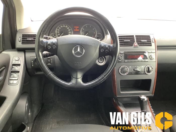 Mercedes A 2.0 A-200 5-Drs. Sloopvoertuig (2006, Beige, Goud)