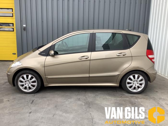 Mercedes A 2.0 A-200 5-Drs. Sloopvoertuig (2006, Beige, Goud)