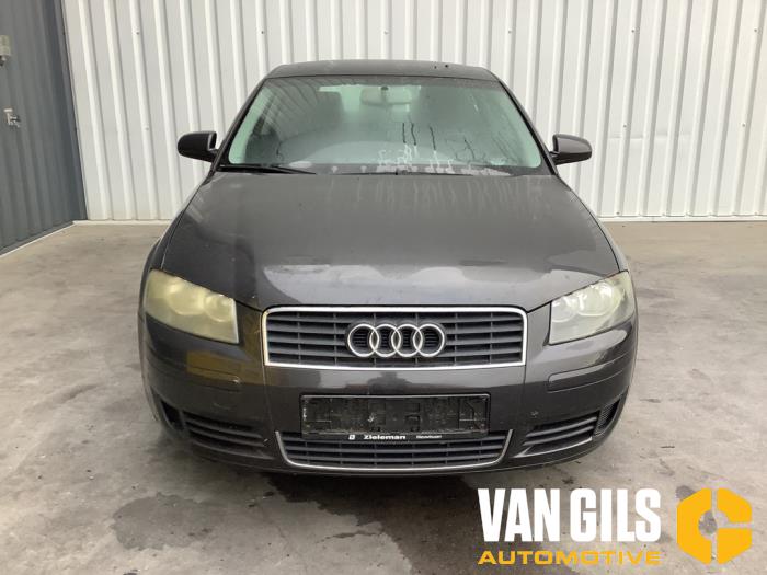 Audi A3 2.0 16V FSI Sloopvoertuig (2004, Grijs)