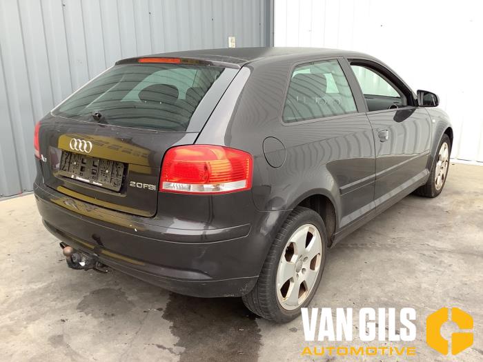 Audi A3 2.0 16V FSI Sloopvoertuig (2004, Grijs)