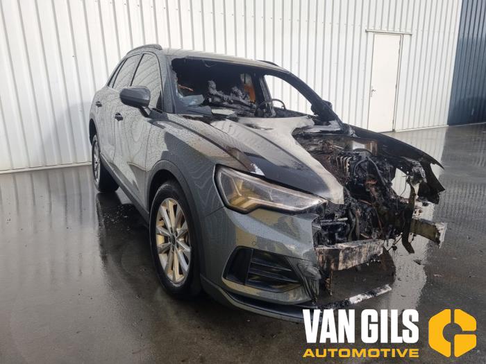 Audi Q3 Sportback 1.4 E-tron 16V Sloopvoertuig (2022, Grijs)