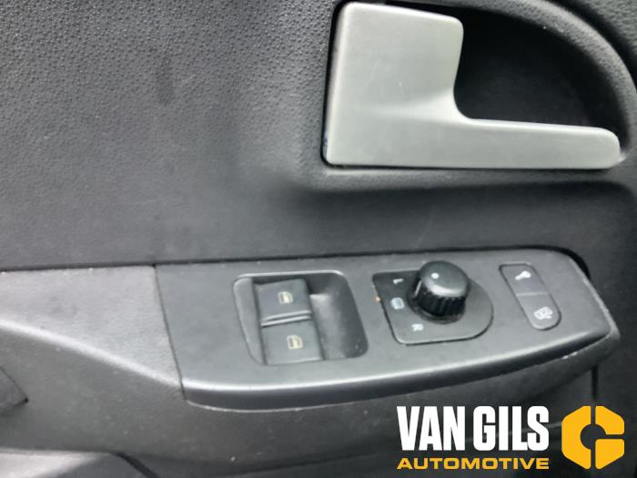 Volkswagen Fox 1.2 Sloopvoertuig (2007, Zwart)