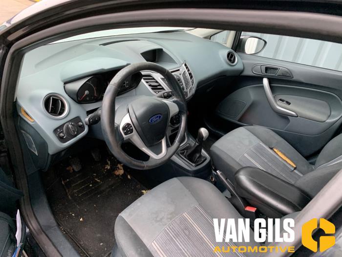 Ford Fiesta 6 1.6 TDCi 16V Sloopvoertuig (2010, Zwart)