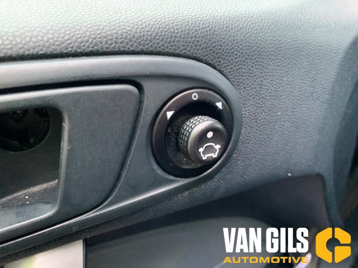 Ford Fiesta 6 1.6 TDCi 16V Sloopvoertuig (2010, Zwart)