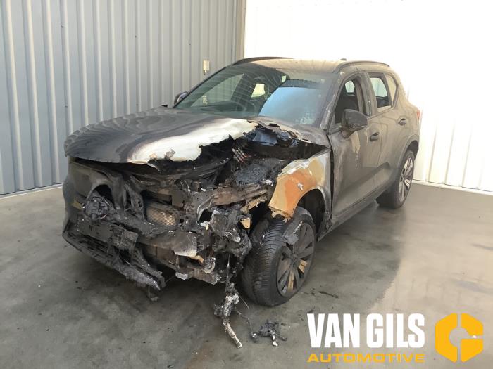 Volvo XC40 Single Motor 69 kWh Sloopvoertuig (2023, Zwart)